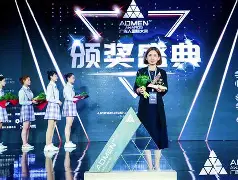 九游网页版入口-大奖赛巅峰对决！三湘火箭队击败滇池赤兔队，橄榄球赛场再起波澜；反击锐度十足的简单介绍